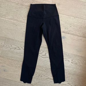 Lululemon black legging size 4